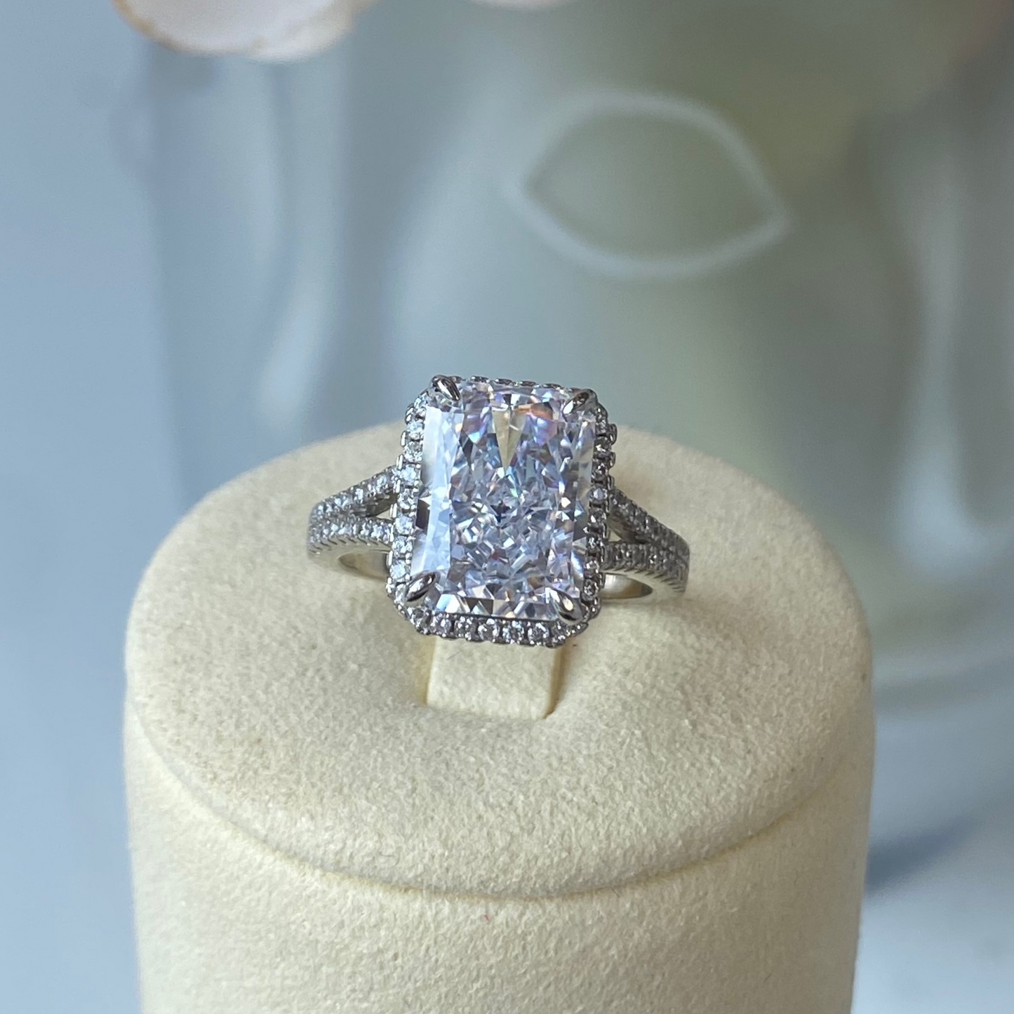 Anillo Clearly Radiant