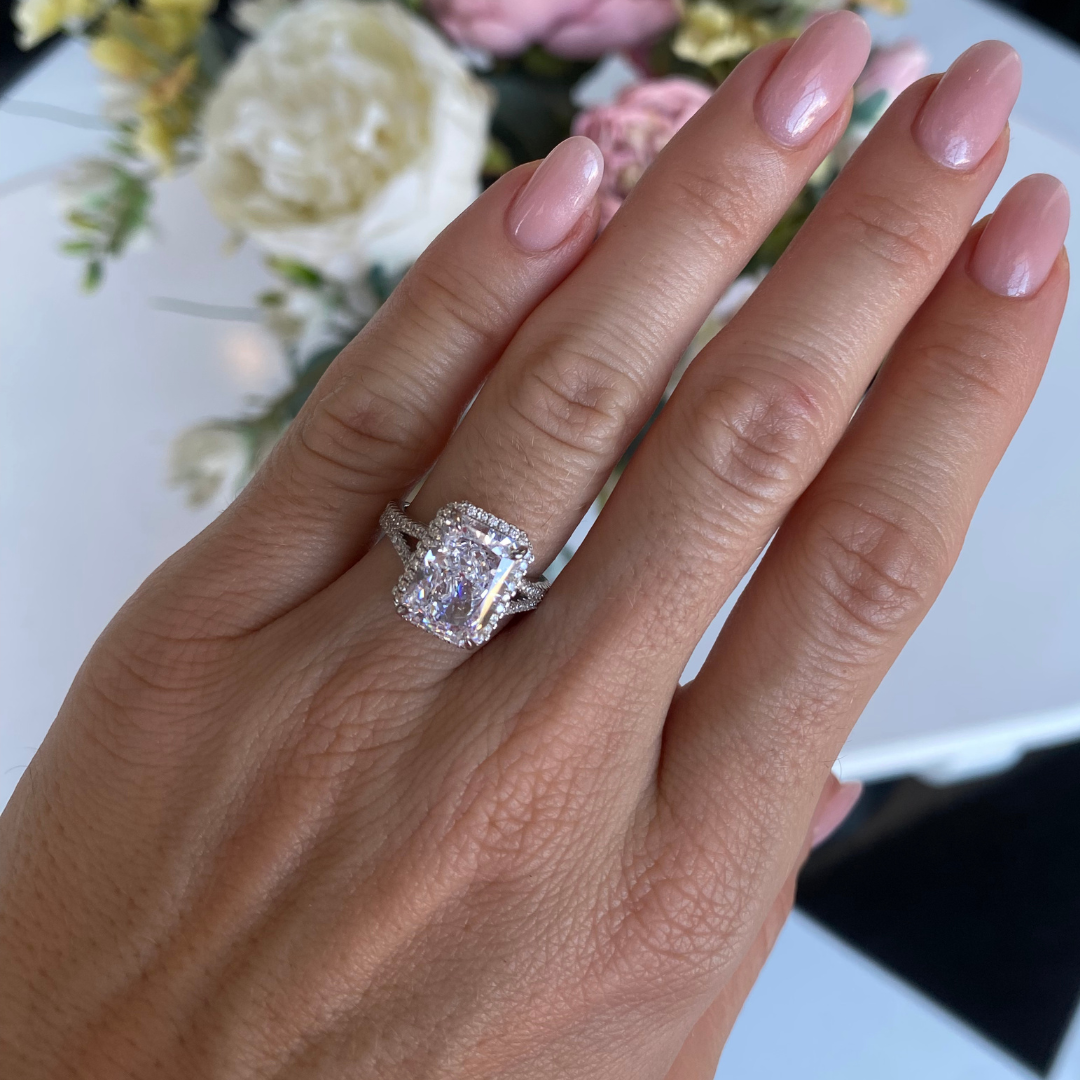 Anillo Clearly Radiant