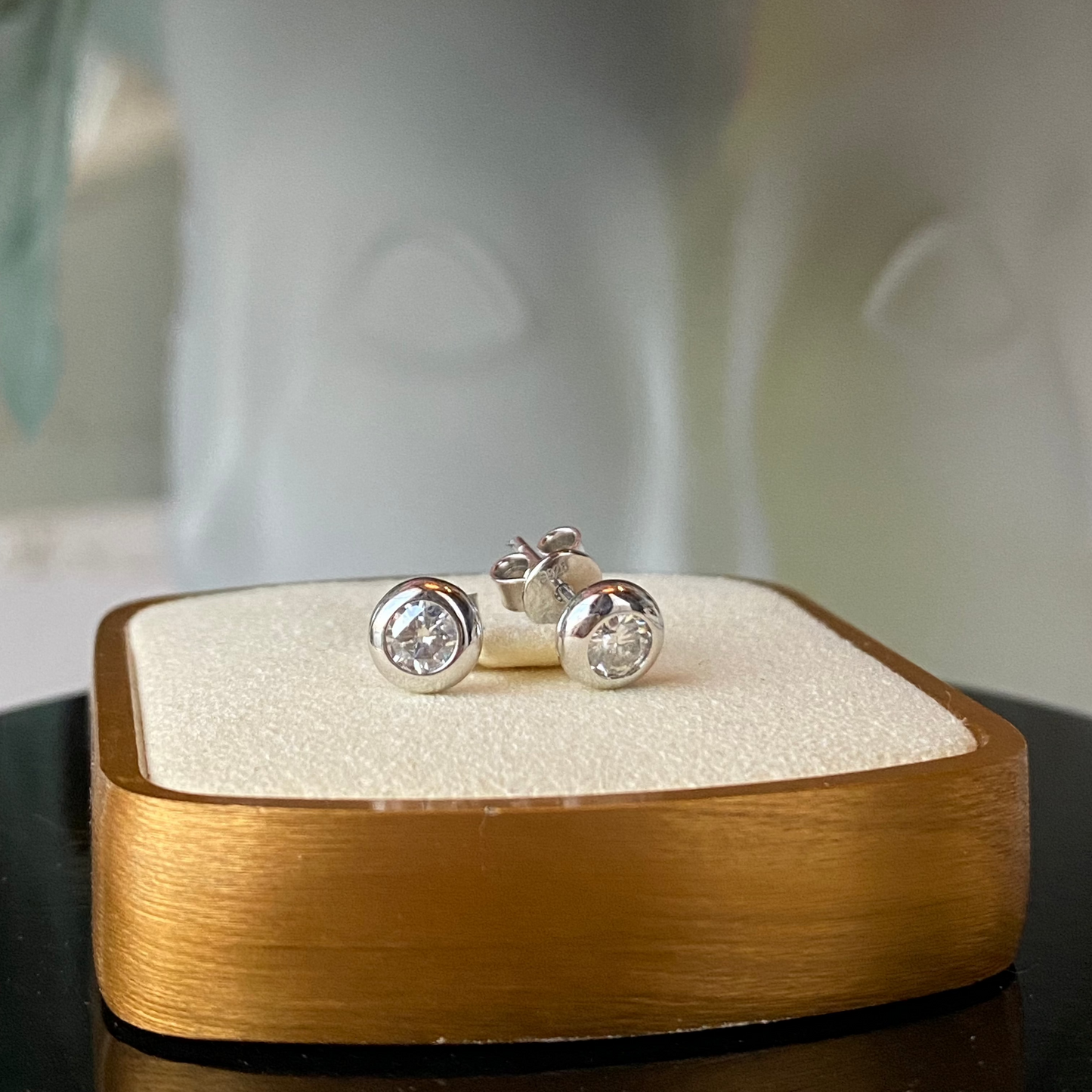 Aretes Roundel